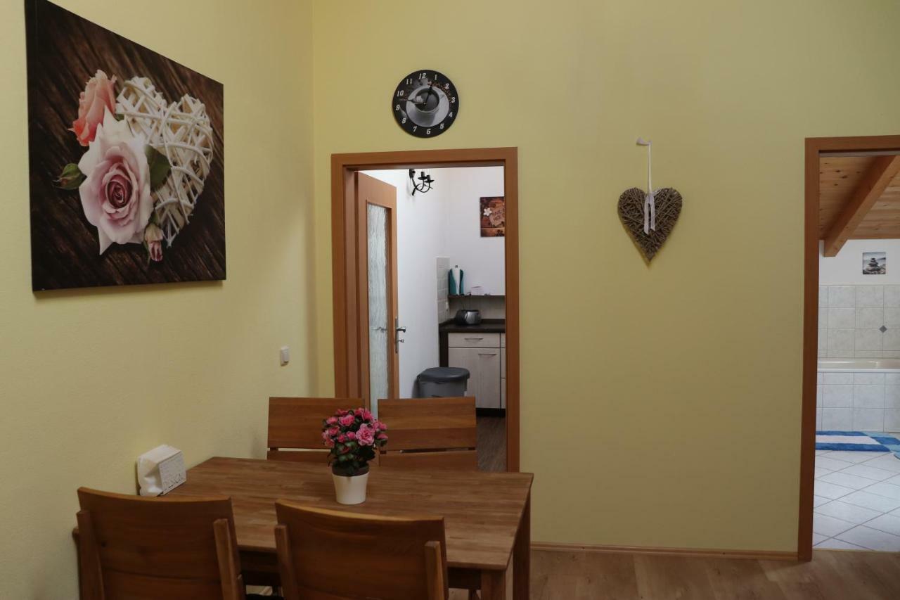 Ferienwohnung Pferdehof Pankratz Iffeldorf Esterno foto